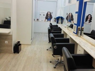 Peluquerías En El Astillero